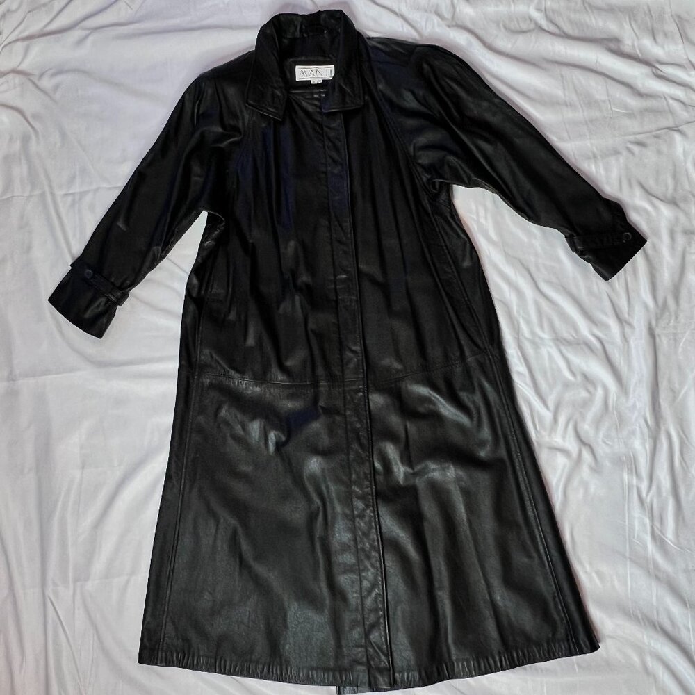 Avanti Men's Black Leather Duster Trenchcoat Small Made in Korea - 90's -Buttons